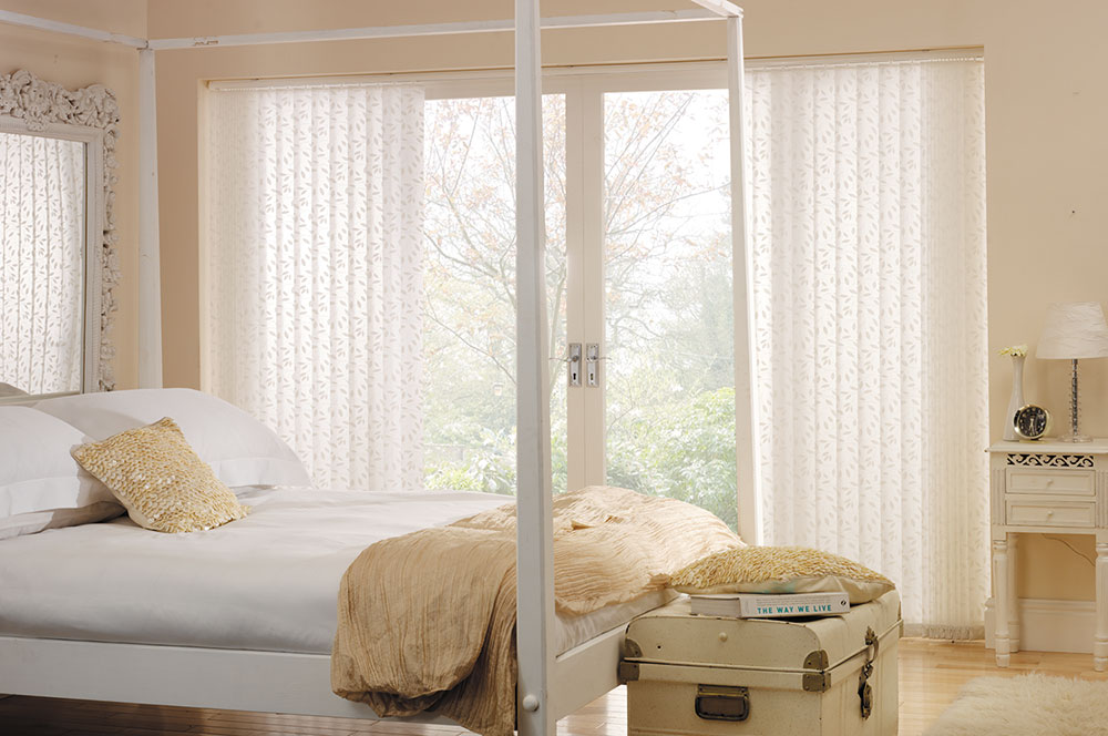 Chatsworth White Vertical Louvre Blinds - BBD Blinds Ltd - Bishop